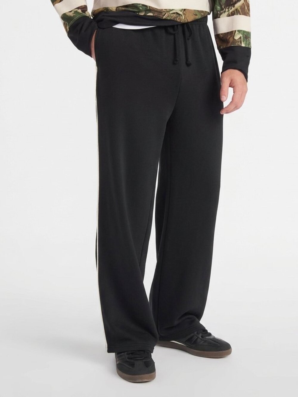 NEW: Piped Fleece Open Hem Jogger Pants (White Striped)